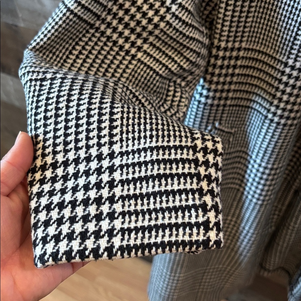 Maurice’s One Button Houndstooth Long Blazer - Picture 4 of 9